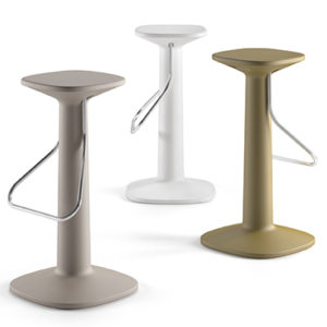 Sgabello "Tool"_Arredo bar in polietilene colorato_R.G.Manifatture