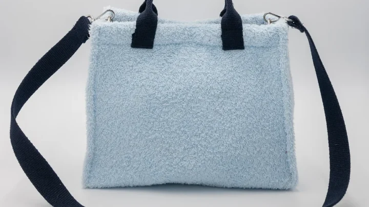 Shopper in spugna personalizzabile con tracolla amovibile