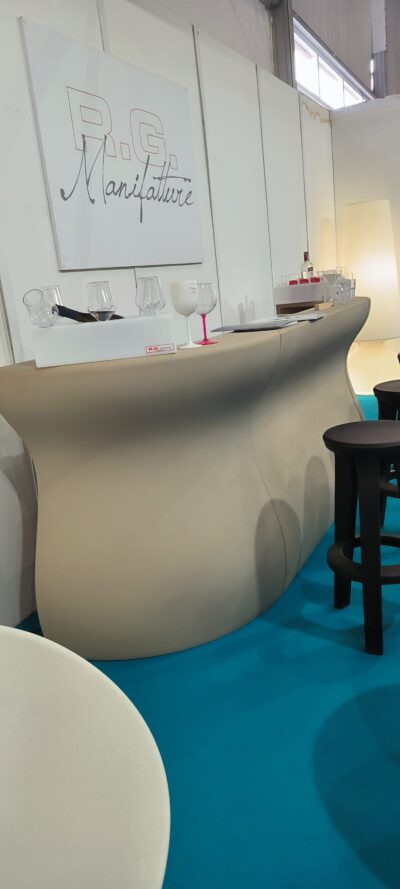 Bancone bar con cocktail station Usato e angoli