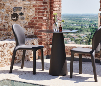 Sedie di design usate Chloé con seduta ampia e confortevole