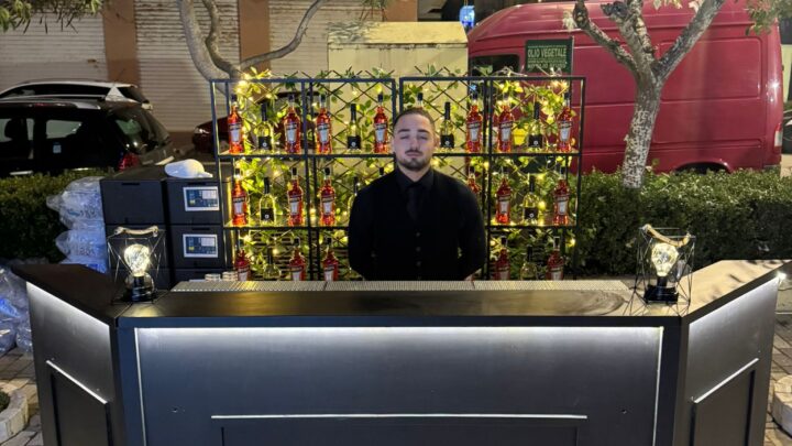 Bancone bar modulare smontabile trasportabile personalizzabile BarEvolution