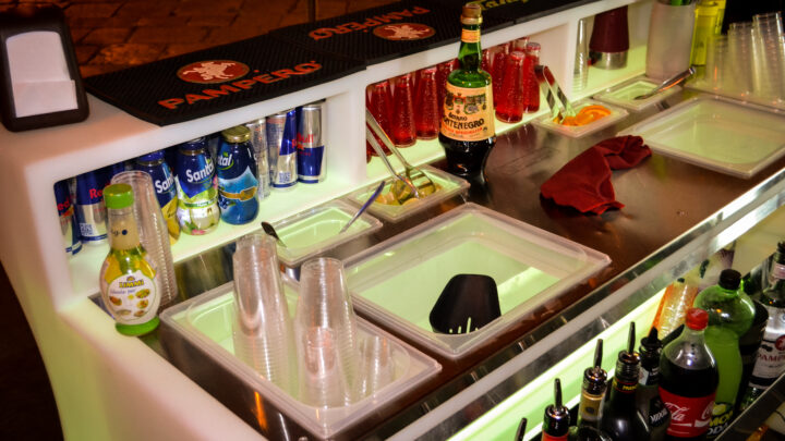 Bancone Bar Componibile Attrezzato completo Bartolomeo di Plust