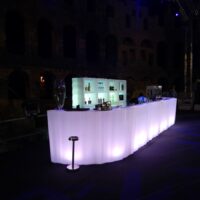 Bancone con cocktail station Usata Frozen di Plust
